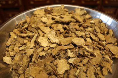 广州御和堂肿瘤中医馆|肺癌发生骨转移有哪些症状?